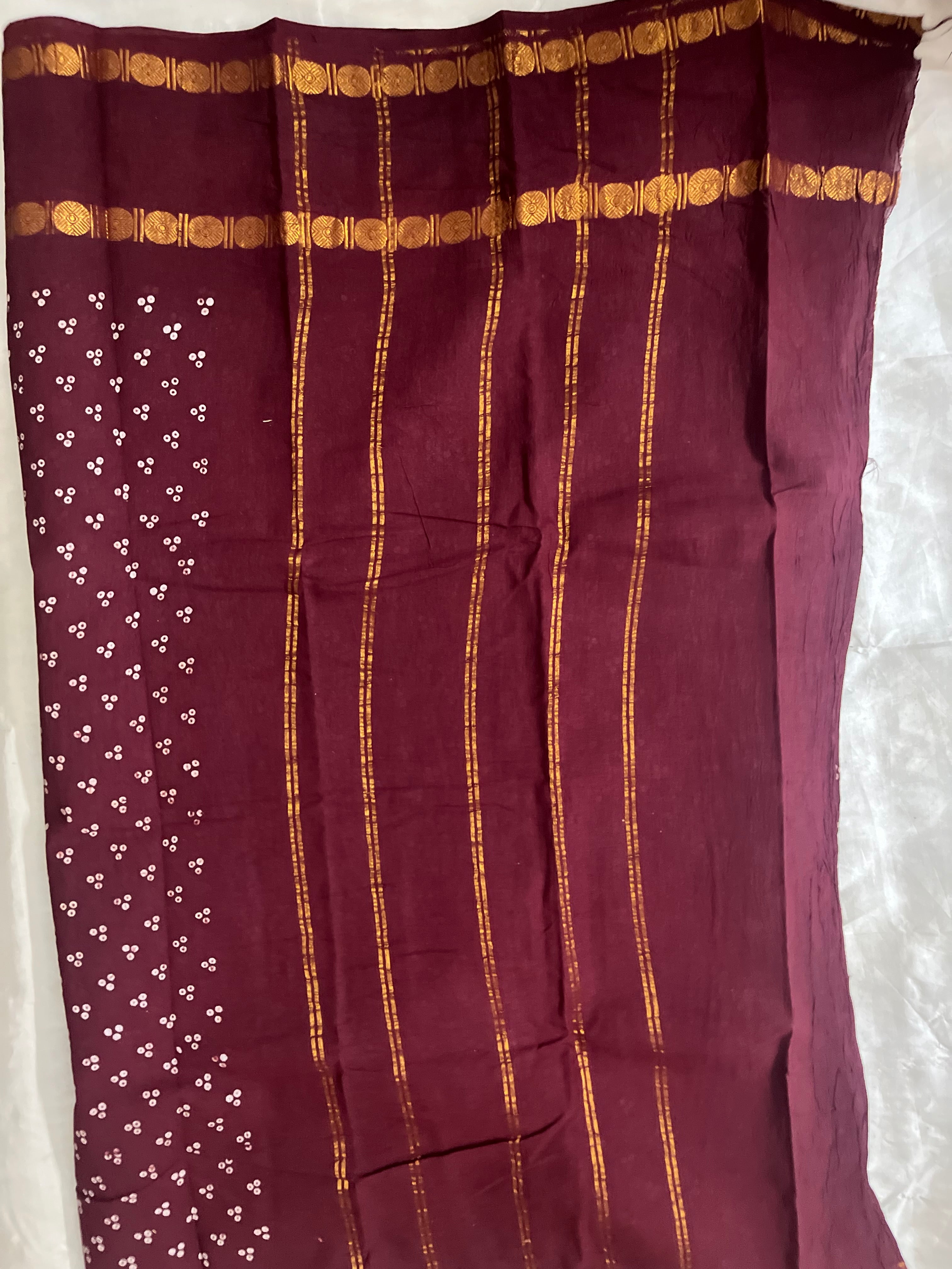 Polka Dots Sungudi Sarees without blouse