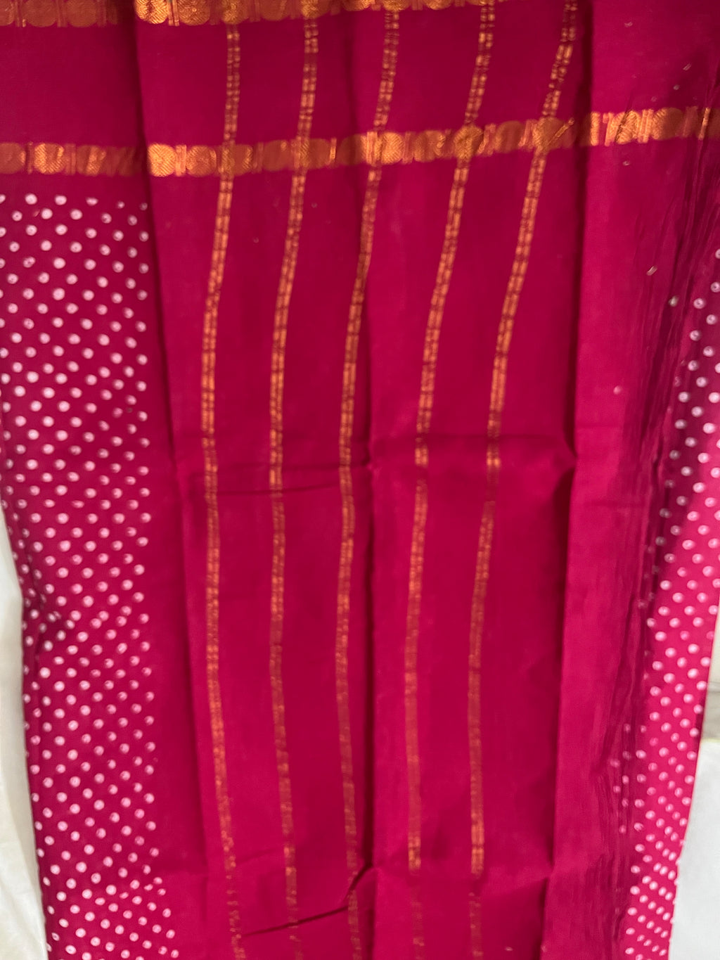 Polka Dot Sungudi Saree without Blouse
