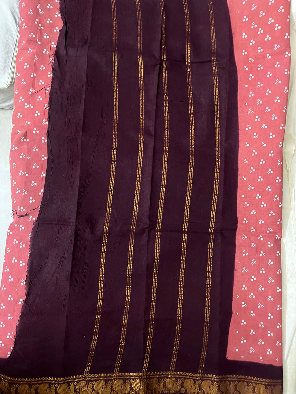 Mukutu Sungudi Saree without Blouse