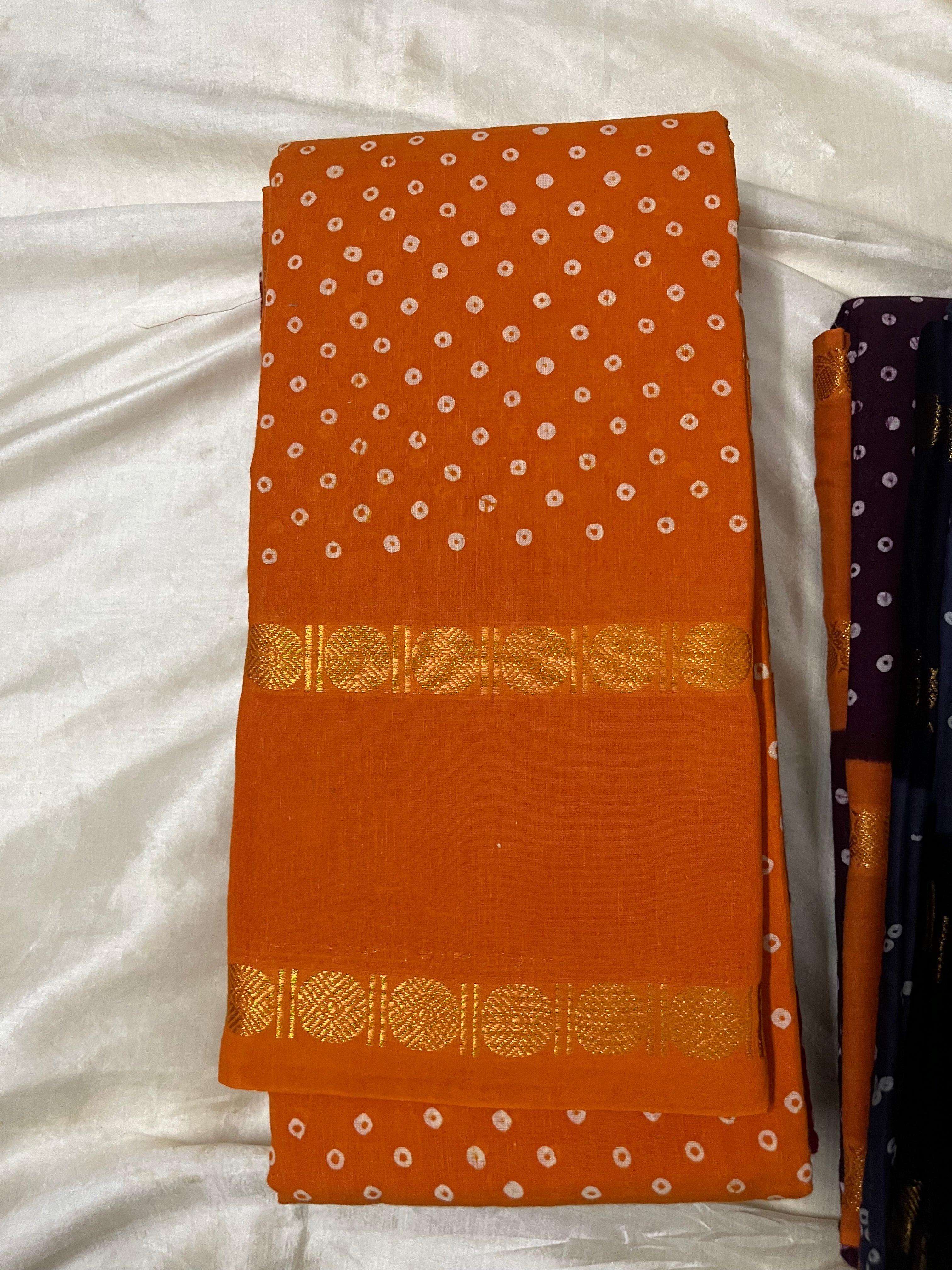 Polka Dots Sungudi saree with blouse