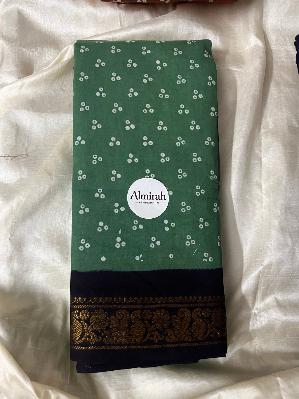 Mukutu Dots Sungudi Sarees without blouse