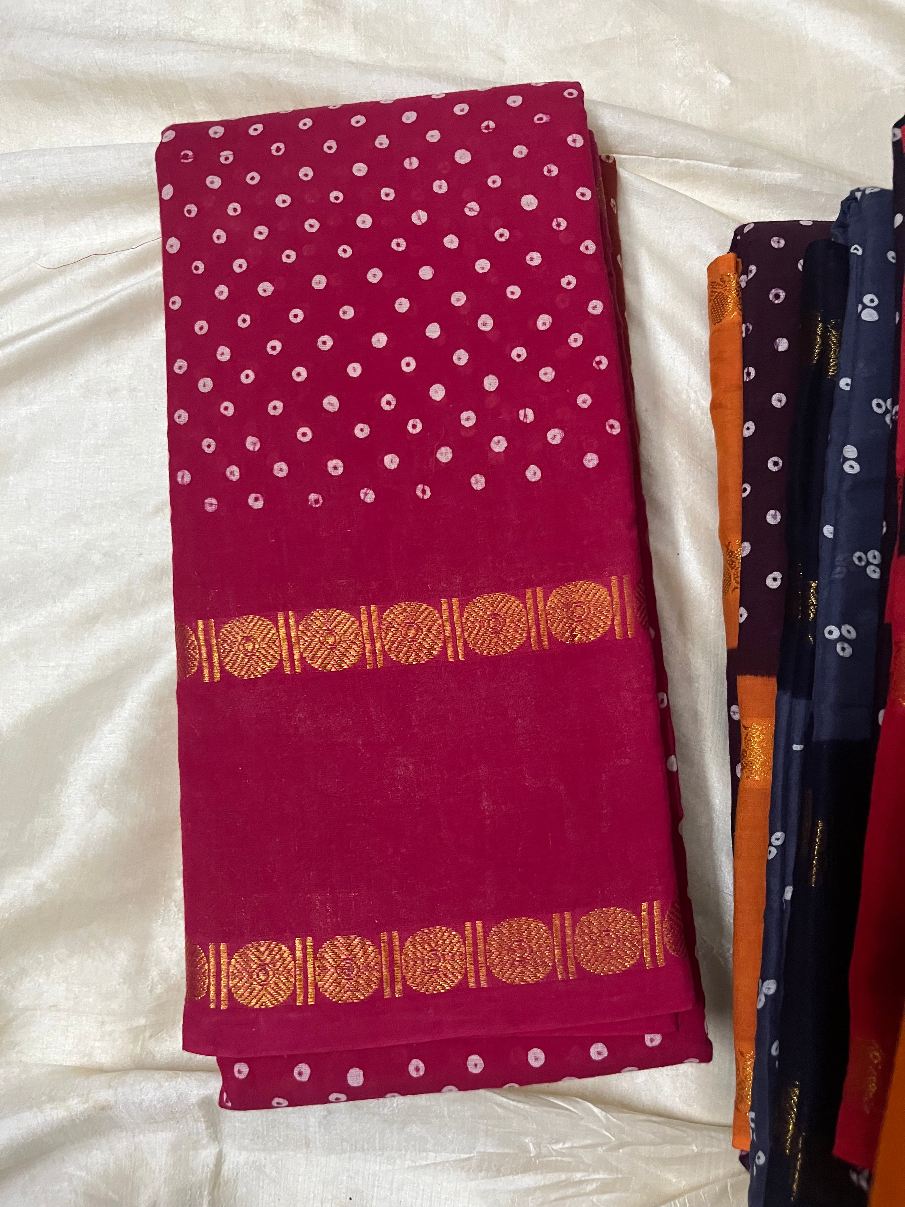 Polka Dots Sungudi saree with blouse