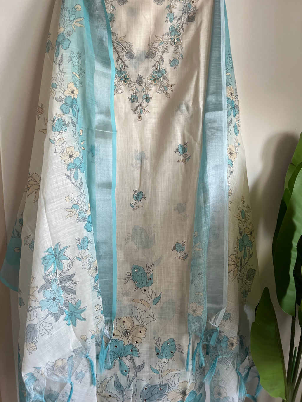 Premium Linen 3pcs Unstitched suit