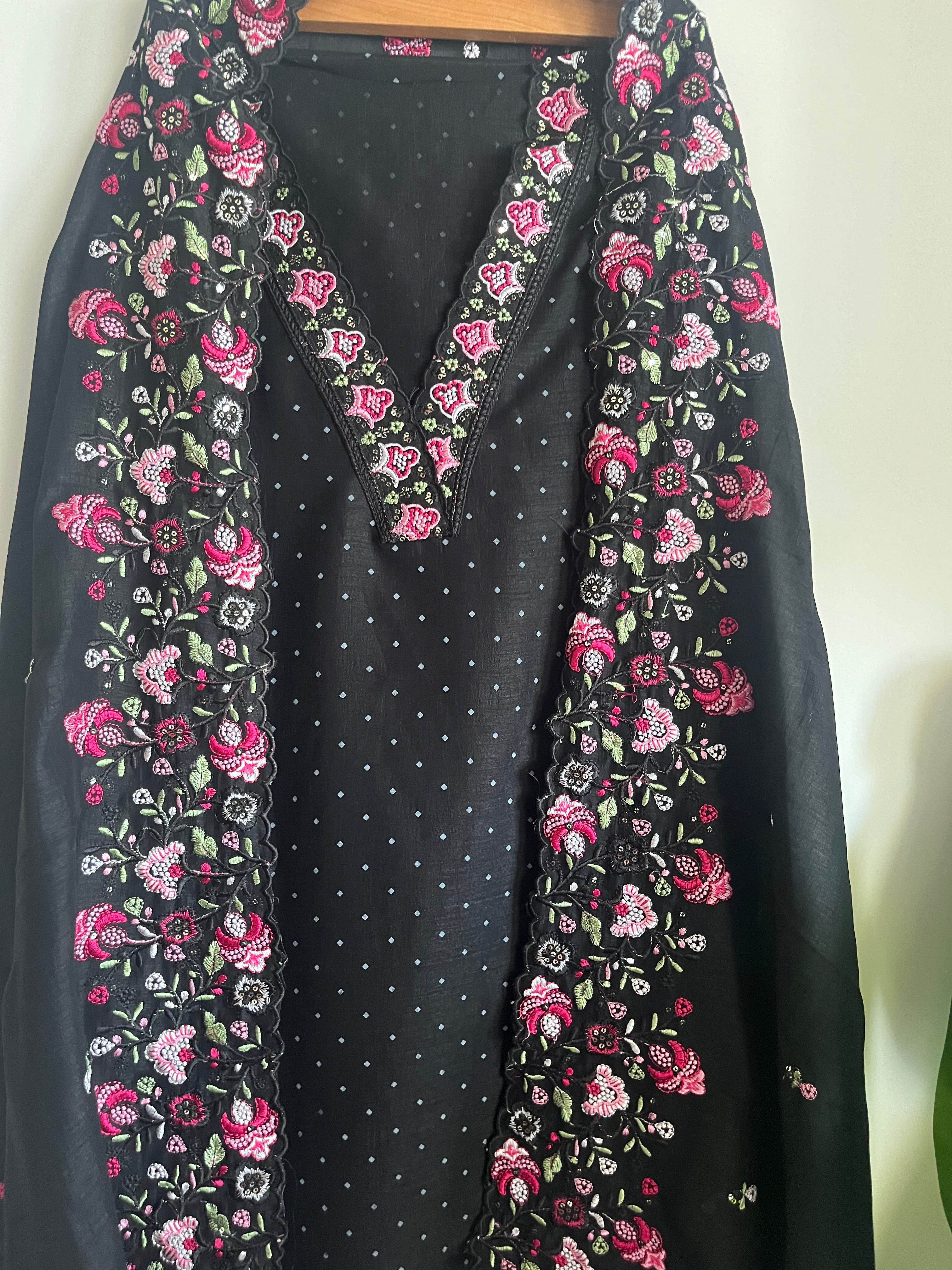 Vichitra 3pcs Unstitched Suit