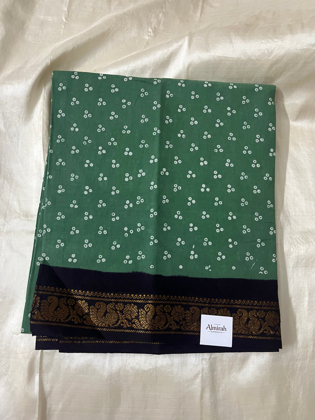 Mukutu Dots Sungudi Sarees without blouse