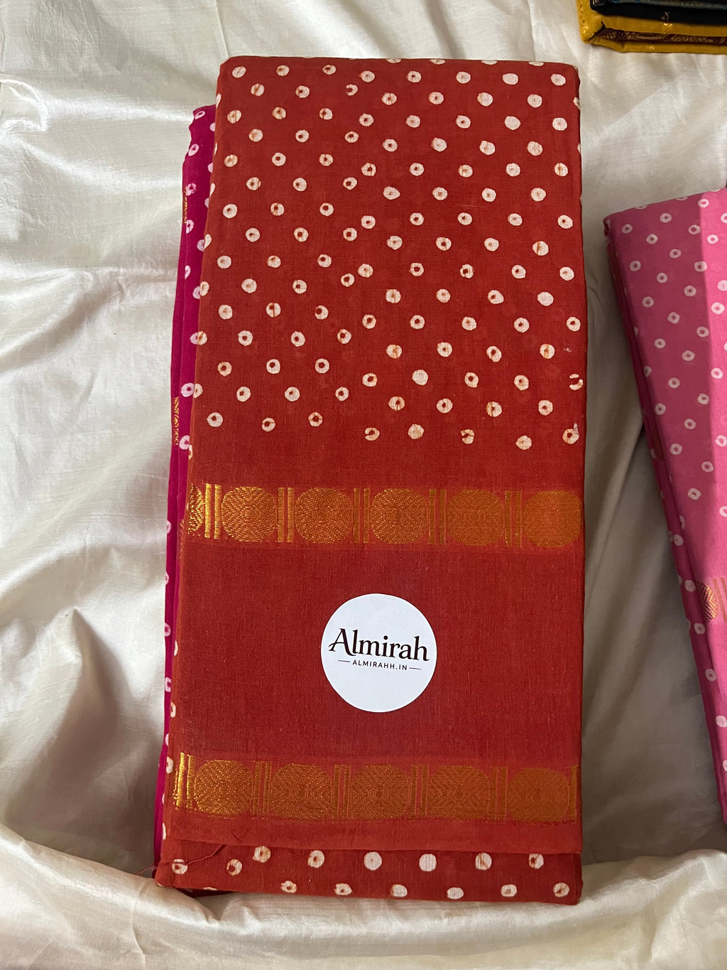 Polka Dot Sungudi Saree without Blouse