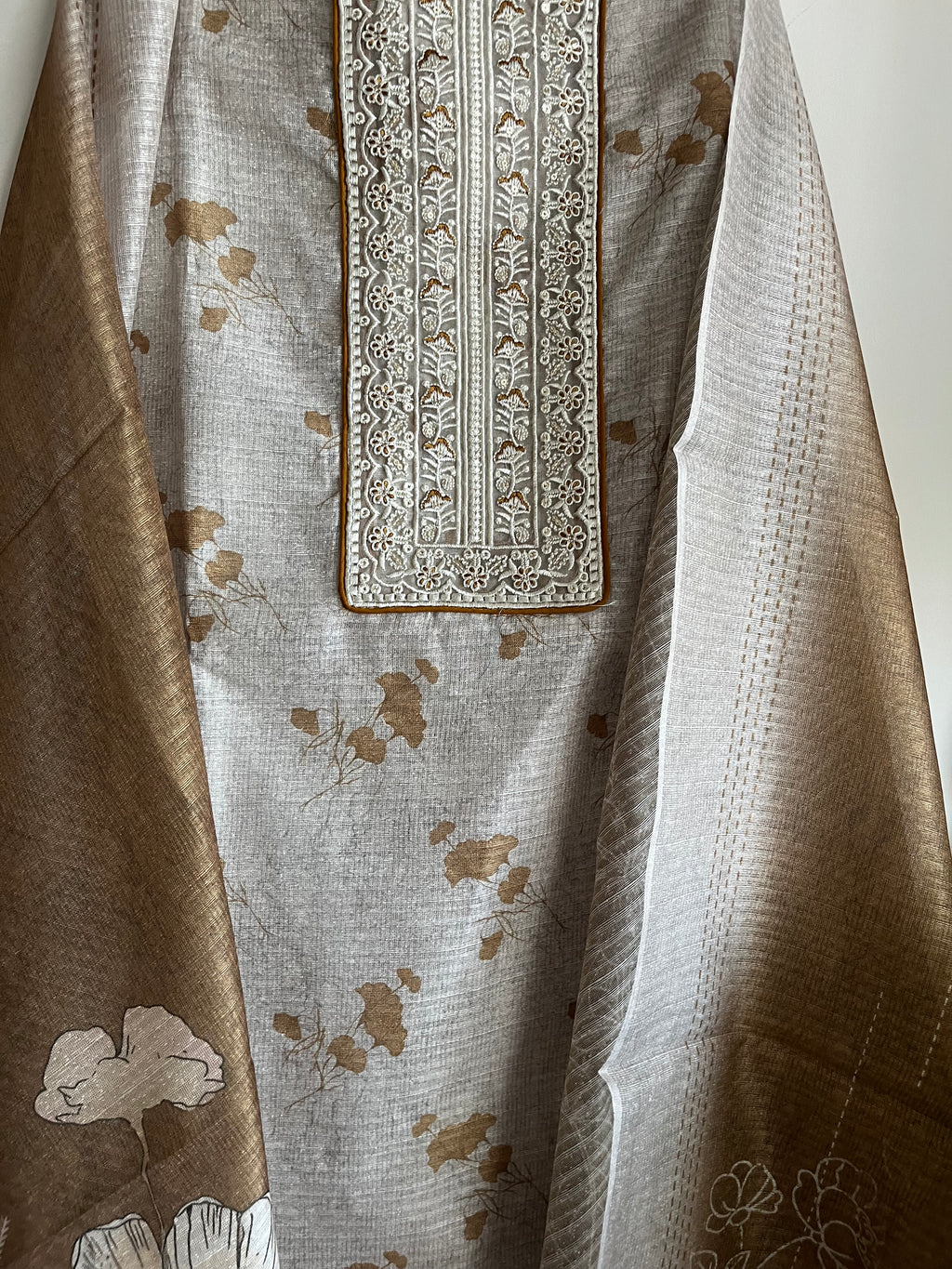 Chanderi 3pcs Unstitched Suit