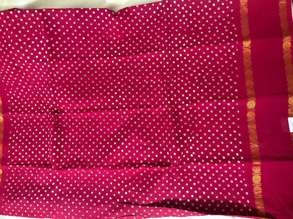 Polka Dot Sungudi Saree without Blouse